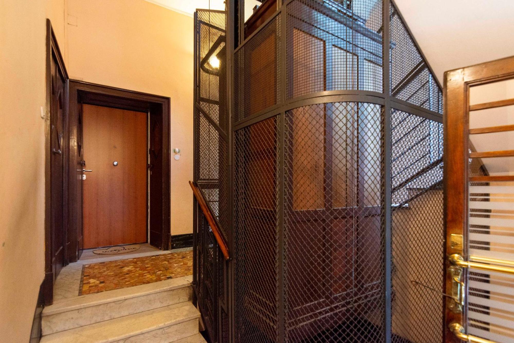 Italianflat - Navigli Suite Милано Екстериор снимка
